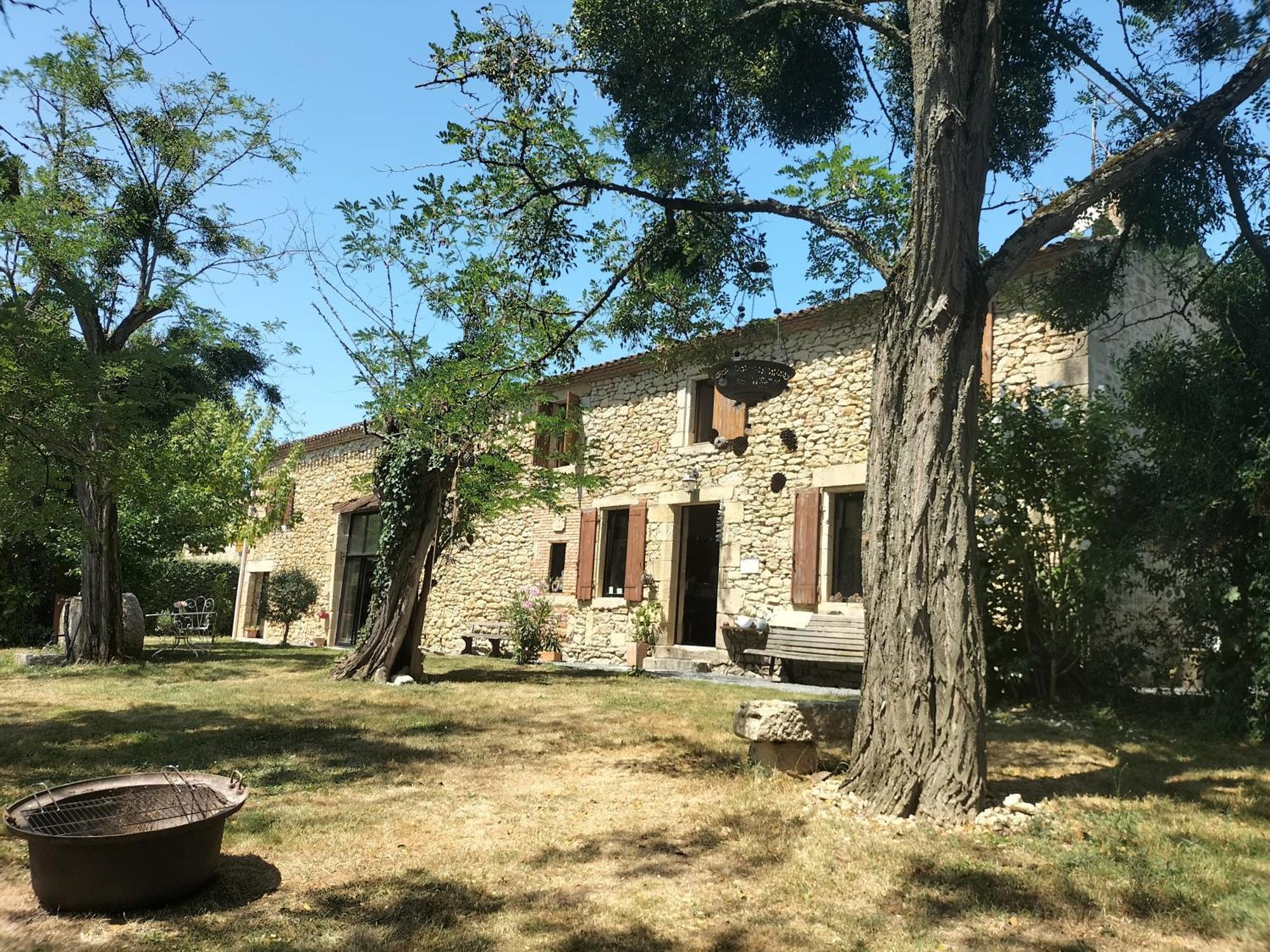 Chambres 2 Personnes Dans Notre Maison Girondine Saint-Martin-de-Lerm Екстериор снимка